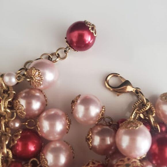 Kate Spade Faux Pearl Cluster Bracelet Gold Plated Blush and Cranberry Pearls - Picture 6 of 7